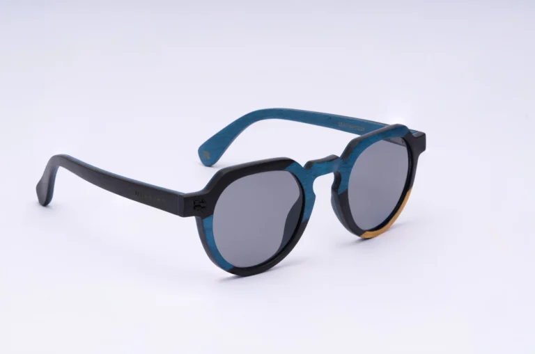 CAPRI Blueberry – unisex drvene naočare za sunce sa ZEISS sočivima