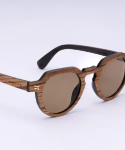 CAPRI Caramel Oak – unisex drvene naočare za sunce sa ZEISS sočivima