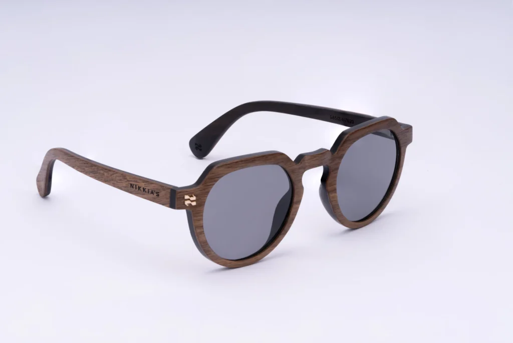 CAPRI Walnut – unisex drvene naočare za sunce sa ZEISS sočivima